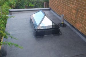 Toiture plate EPDM en Wallonie